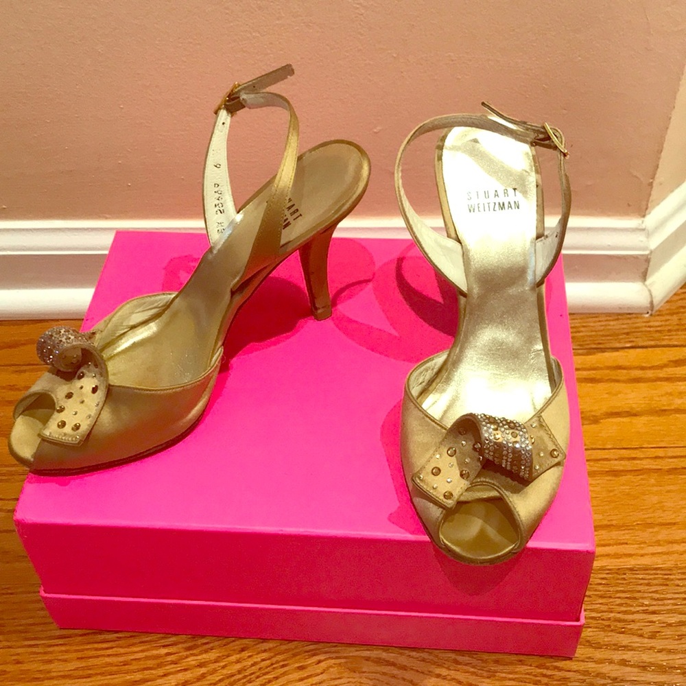 Gold&crystal satin Stuart weitzman slingback pumps